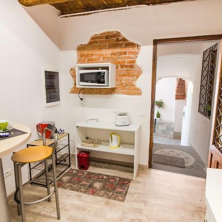 Loft & Espace Maison 1706 Lago Orta Borgomanero Bagian luar foto